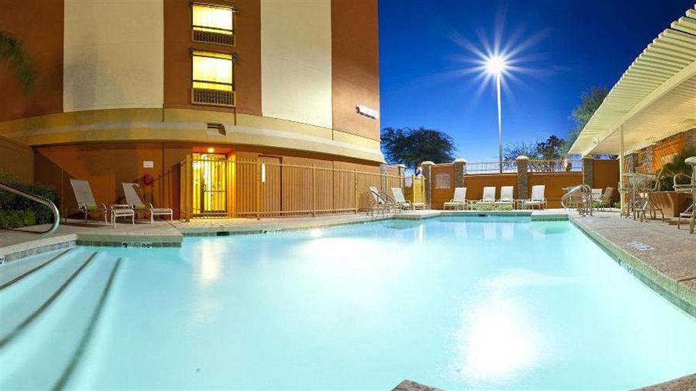 Holiday Inn Express Hotel & Suites Tempe By Ihg Exterior photo